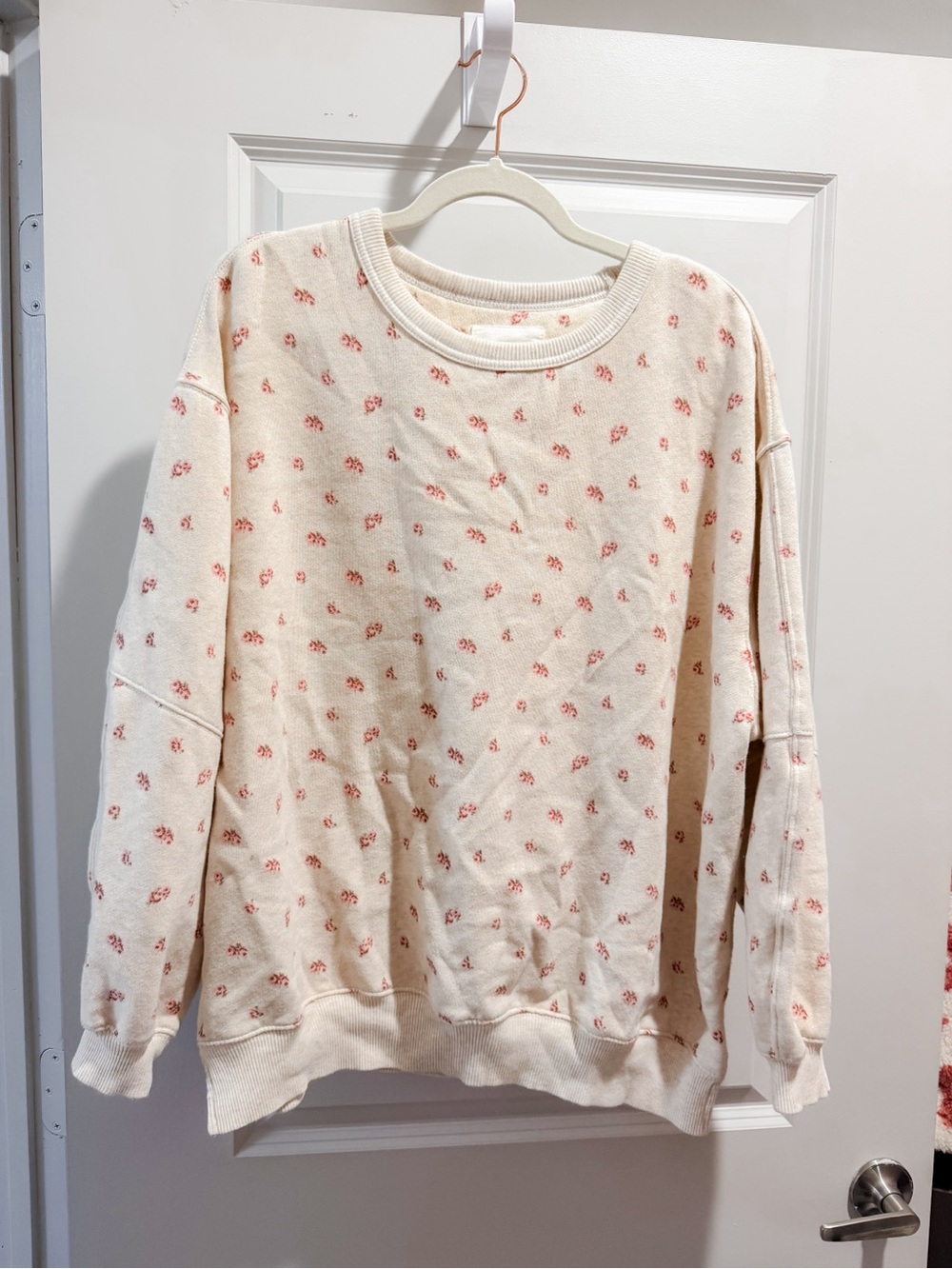 Floral pullover